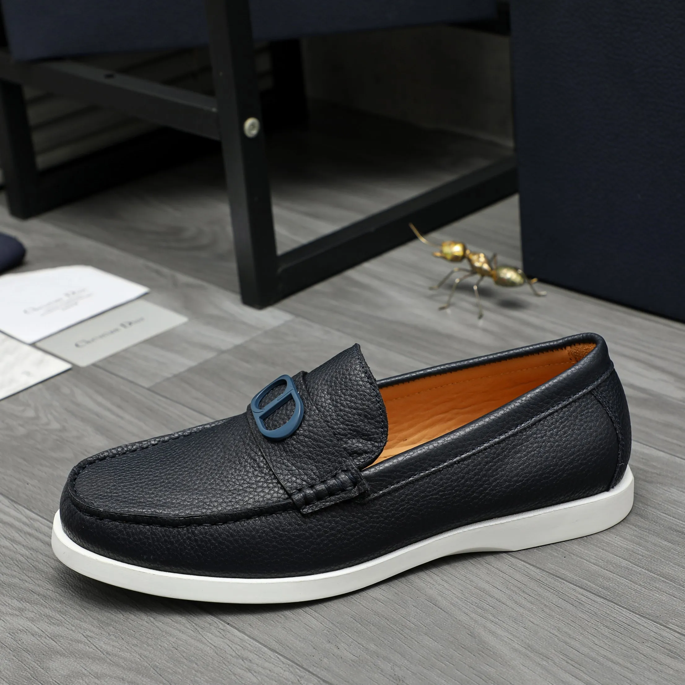 Men's shoes 💰460 Product trademark: Dior "Dior" casual slip-on leather shoes Regular size: 39-44 Product material: Selected pebbled cowhide upper, cowhide lining, rubber outsole